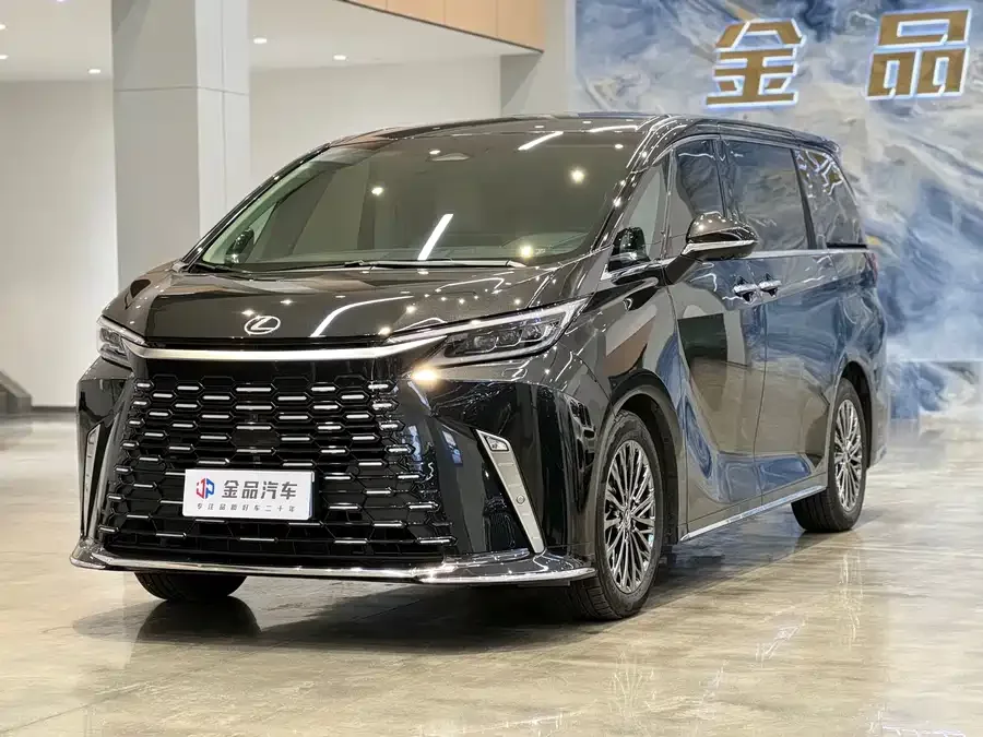 Lexus LM 2024