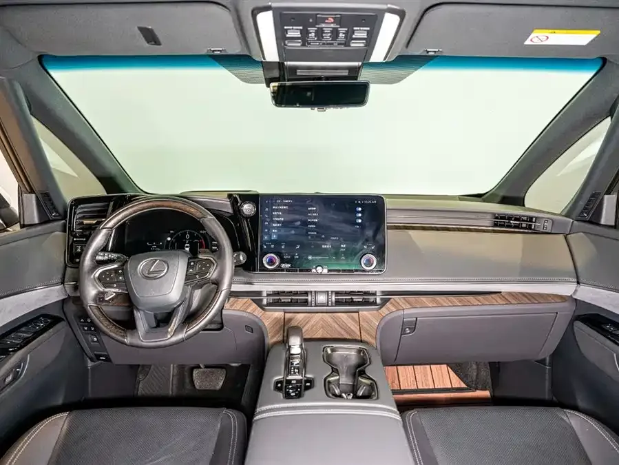 Lexus LM 2023 350h Seven-seat Elegant Edition 2024 — миниатюра 3