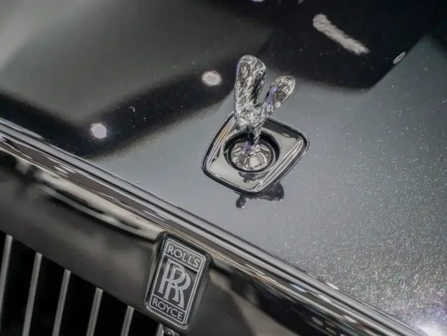 Rolls-Royce Ghost Ghost 2022 6.7T Black Badge 2022 — миниатюра 2