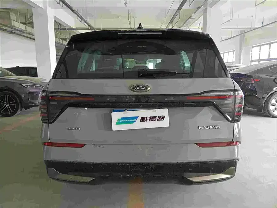 Ford Edge 2023 Sharp L 2.0T EcoBoost 4WD 7-seater Ultimate Edition 2023 — миниатюра 2