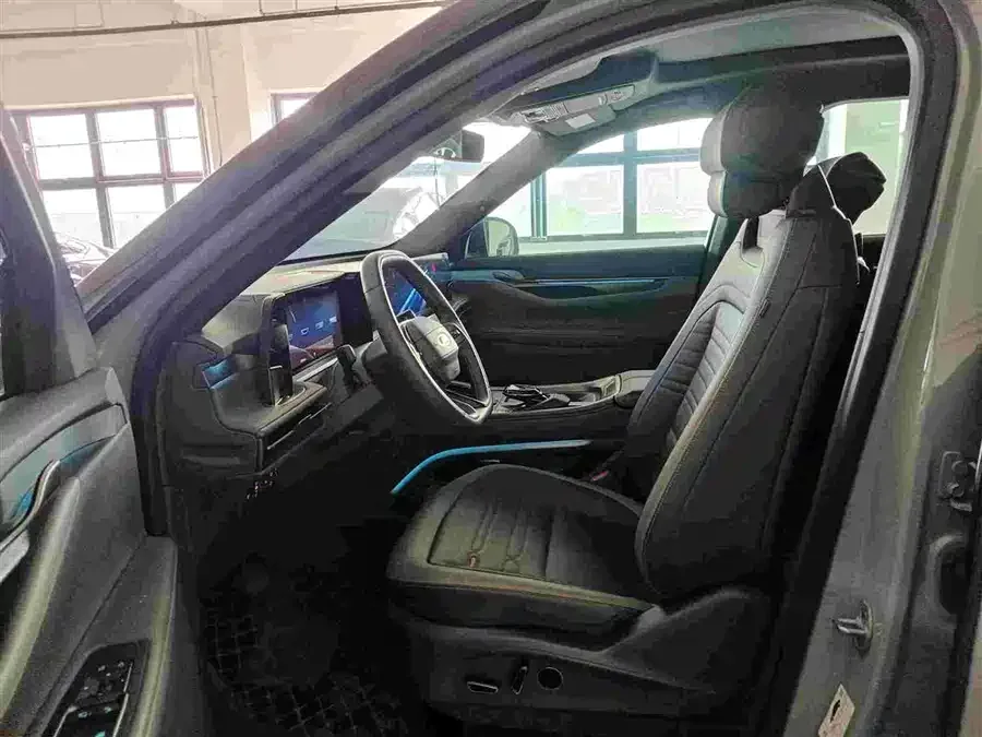 Ford Edge 2023 Sharp L 2.0T EcoBoost 4WD 7-seater Ultimate Edition 2023 — миниатюра 5