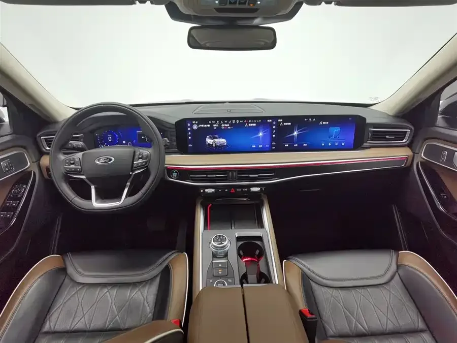 Ford Explorer Explorer 2023 EcoBoost 285 4WD Titanium Edition 7 Seaters 2023 — миниатюра 2