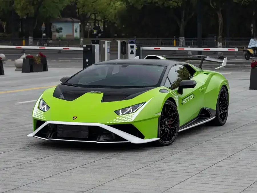 Lamborghini Huracn 2023