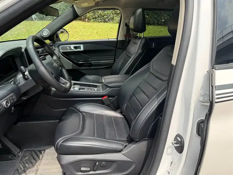 Ford Explorer Explorer 2023 EcoBoost 285 4WD Fashion Plus Edition 7 Seaters 2022 — миниатюра 5