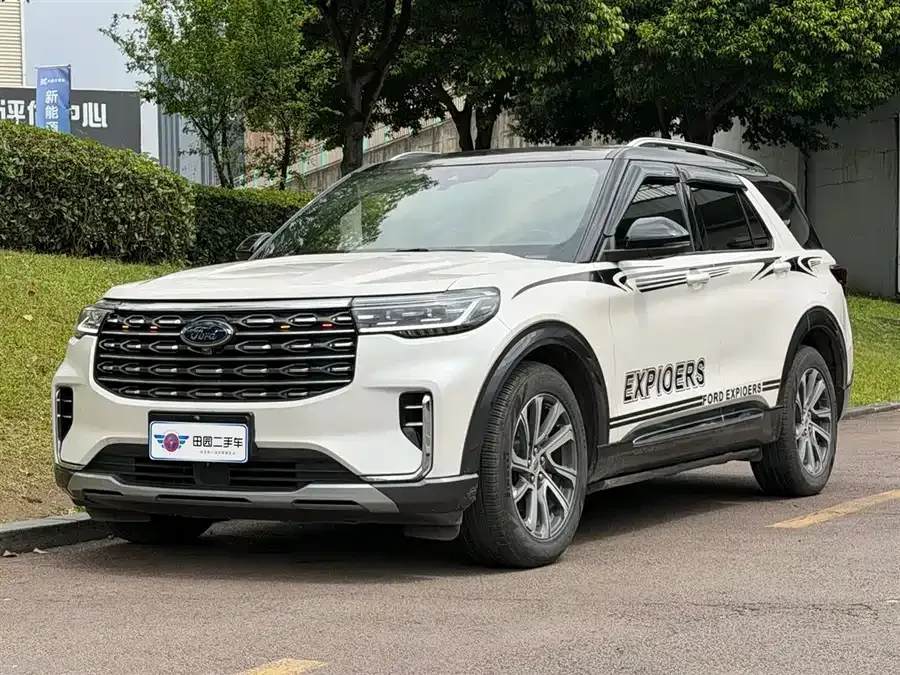 Ford Explorer 2022
