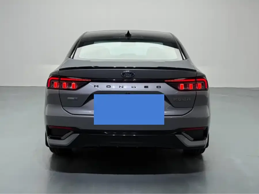 Ford Mondeo 2022 Toyota Mondeo EcoBoost 245 ST-Line 2022 — миниатюра 2