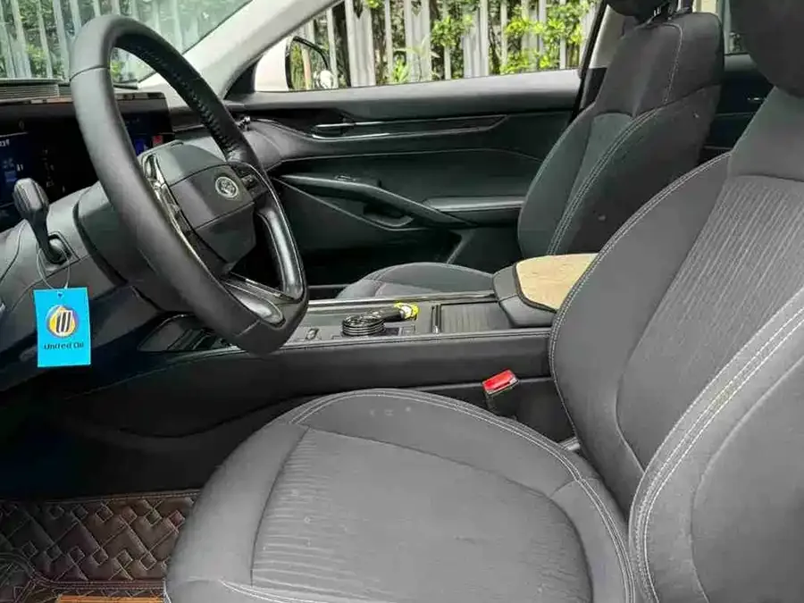 Ford Mondeo 2022 Mondeo EcoBoost 245 Fashion Edition 2023 — миниатюра 3