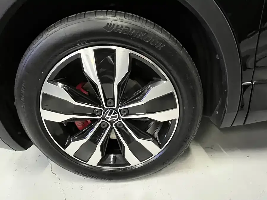 Volkswagen Tiguan L Tiguan L 2022 330TSI Automatic 2WD R-Line Enjoy Edition 2022 — миниатюра 5