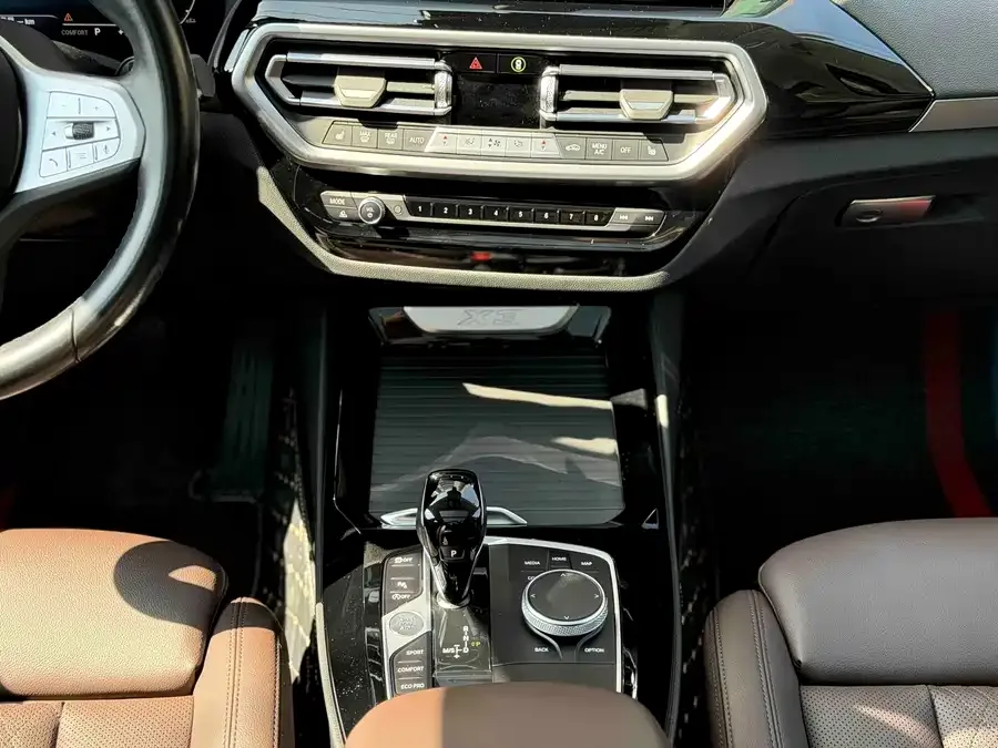 BMW X3 2022 facelift xDrive25i M Sport package 2024 — миниатюра 5