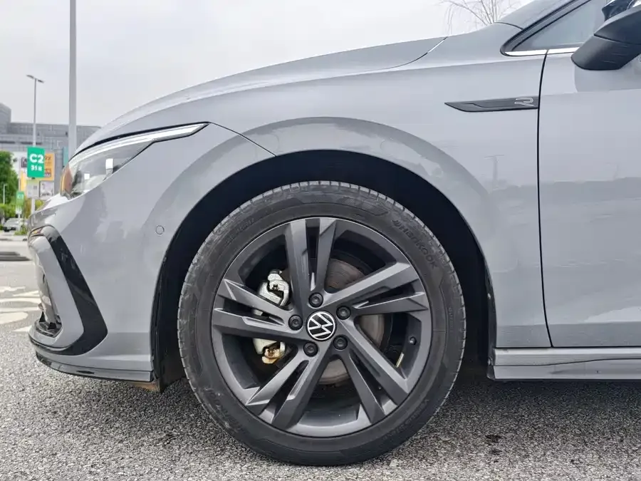 Volkswagen golf Golf 2023 facelift 280TSI DSG R-Line 2023 — миниатюра 4