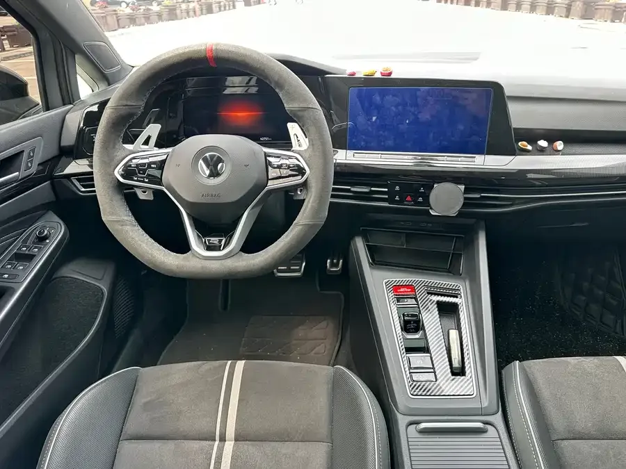 Volkswagen golf Golf 2023 280TSI DSG R-Line Lite 2023 — миниатюра 5