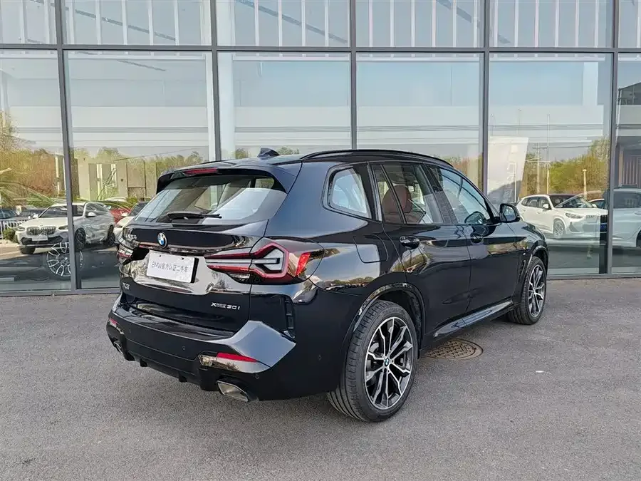 BMW X3 2023 facelift xDrive30i Leading M Night Edition 2025 — миниатюра 2