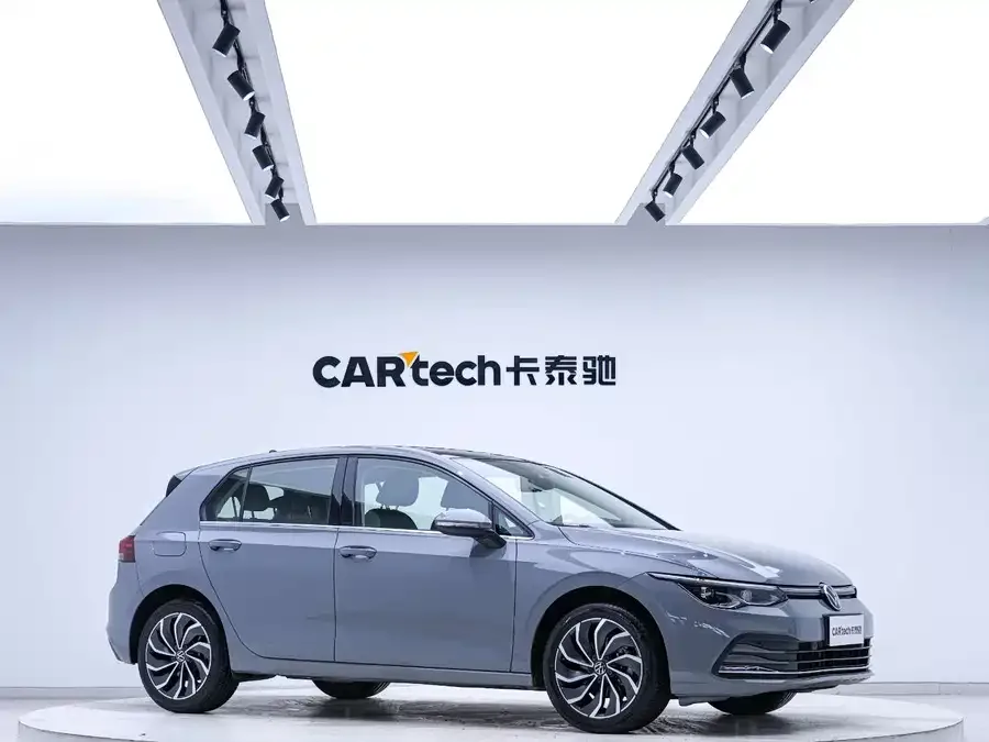 Volkswagen Golf Golf 2024 280TSI DSG Pro Master Edition 2025 — миниатюра 2