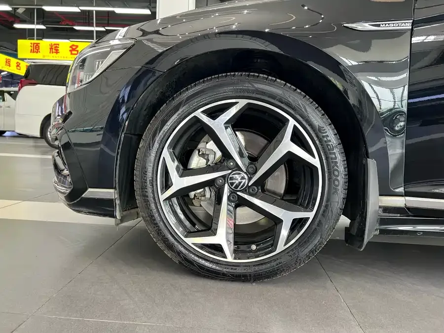 Volkswagen Magotan Magotan 2023 2 million commemorative edition 330TSI DSG luxury model 2022 — миниатюра 4