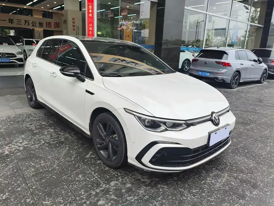 Volkswagen golf Golf 2021 280TSI DSG R-Line 2022 — миниатюра 3