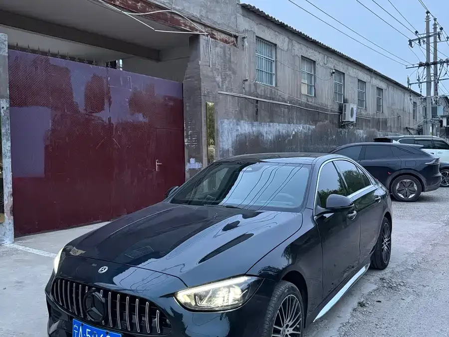 Mercedes-Benz Class C Mercedes-Benz C-Class 2024 C 260 L Sports Edition 2024 — миниатюра 3