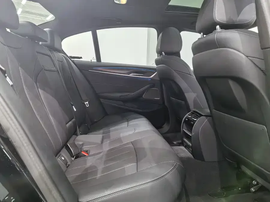 BMW 5 Series BMW 5 Series (Imported) 2022 facelift 530i M Sports Package 2023 — миниатюра 5
