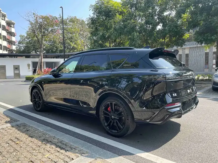 Voyah Lantu FREE VOYAH FREE 2025 318 318km RWD Touring Edition 2024 — миниатюра 2