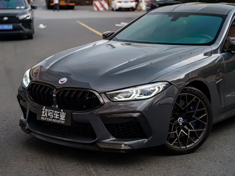 BMW M8 2020 M8 Four-Door Coupe Thunder Edition 2022 — миниатюра 2