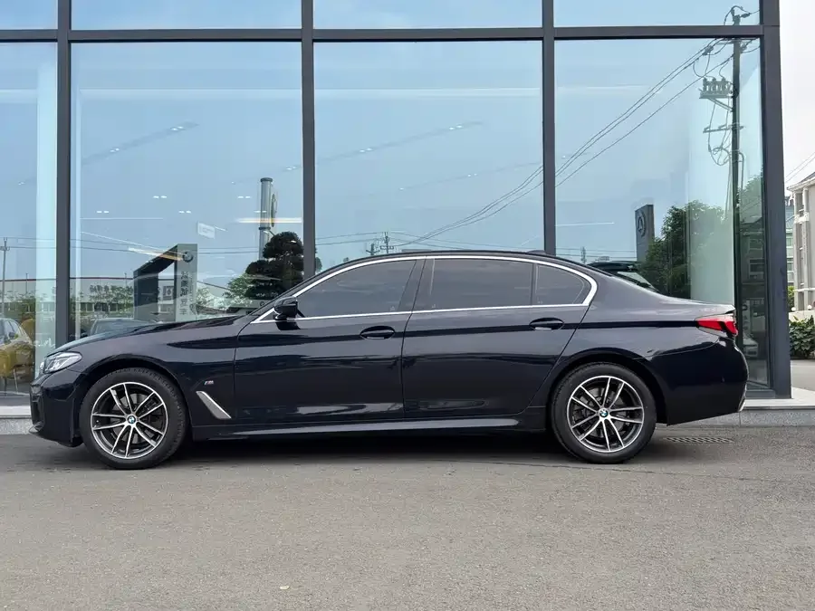 BMW 5 Series BMW 5 Series 2022 525Li M Sport Package 2023 — миниатюра 2