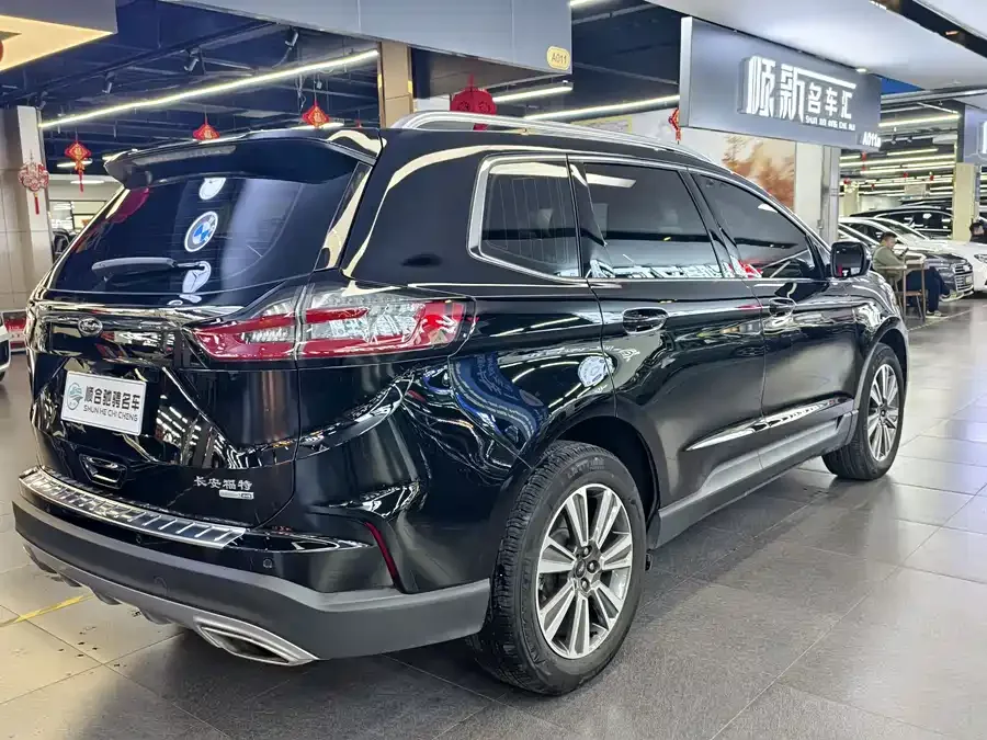 Ford Edge 2021 Edge PLUS EcoBoost 245 2WD Platinum 5-seater 2022 — миниатюра 2
