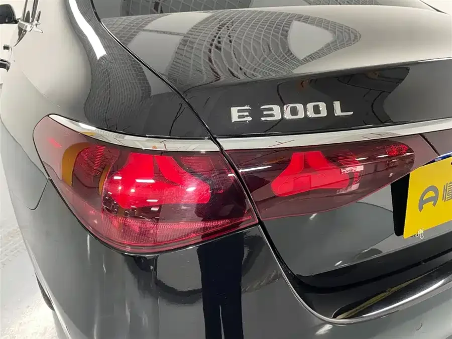 Mercedes-Benz E-Class Mercedes-Benz E-Class 2024 E 300 L Luxury Edition 2024 — миниатюра 5