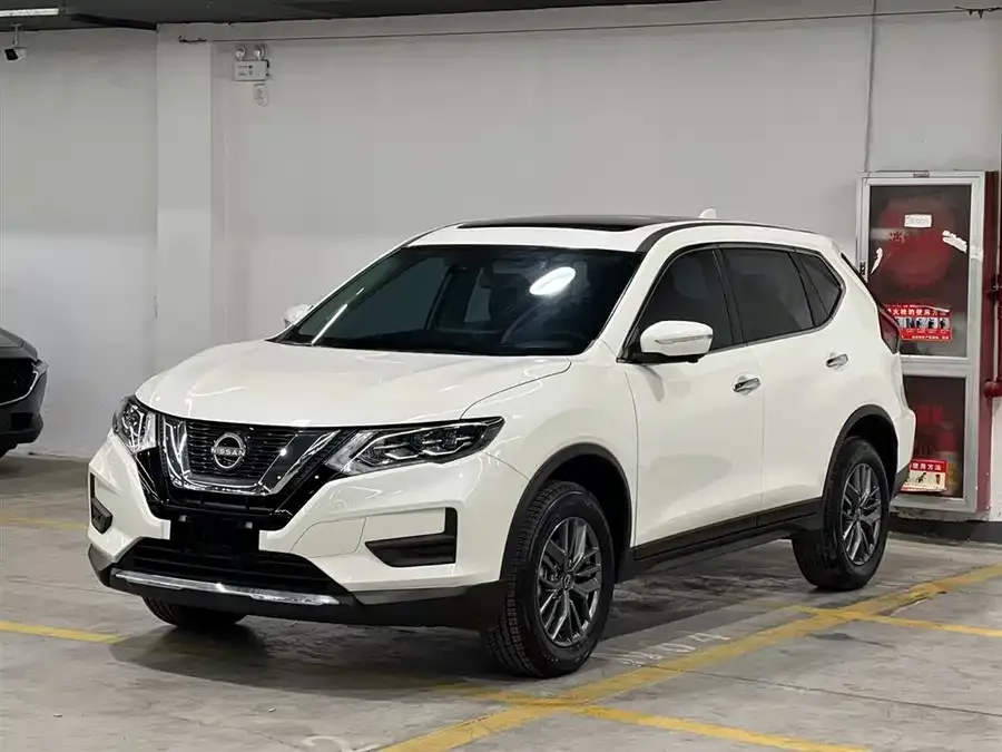 Nissan X-Trail 2025
