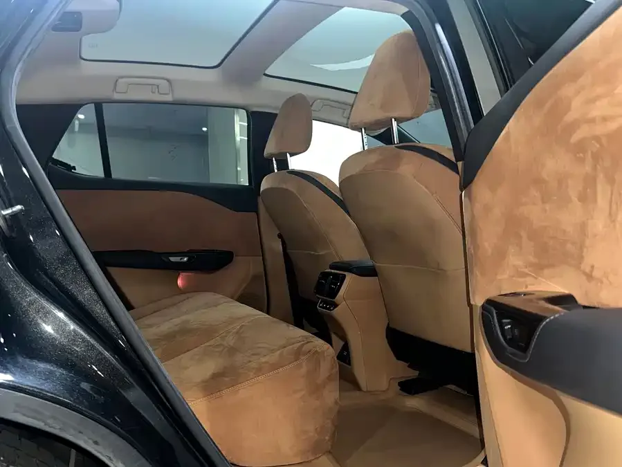 Lexus RZ 2023 450e 4WD Vertical Edition 2023 — миниатюра 4