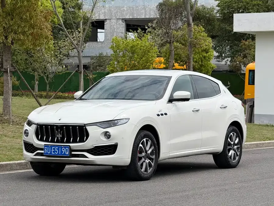 Maserati Levante 2022