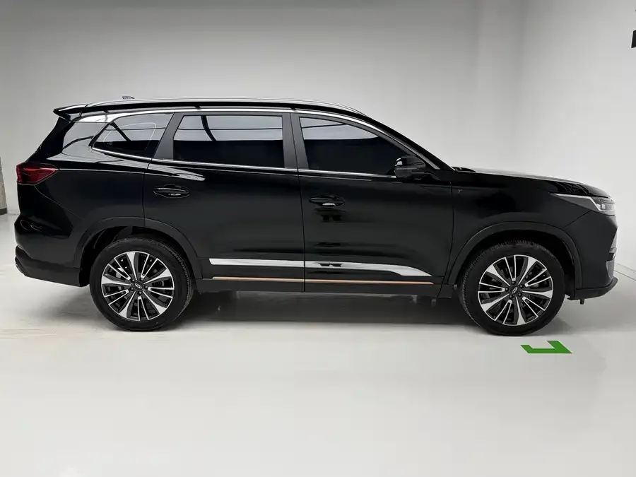 Chery Tiggo 8 PRO Tiggo 8 PRO 2024 Champion Edition 390T 4WD Peak Edition 5-seater 2024 — миниатюра 3
