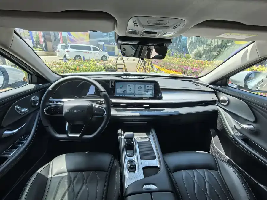 Chery Arrizo 8 Arrizo 8 2024 1.6T DCT Intelligent 2025 — миниатюра 3