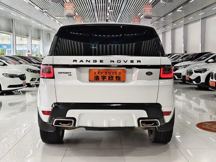 Land Rover Range Rover Sport Range Rover Sport 2022 3.0 L6 Black Edition 2022 — миниатюра 2