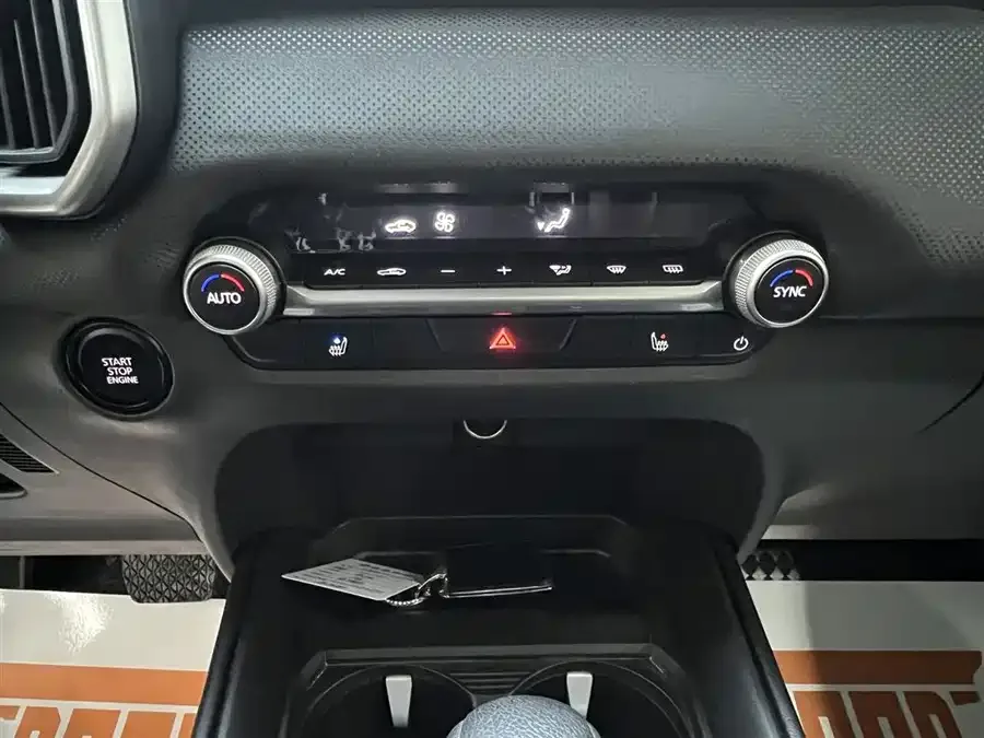 Mazda CX-50 Mazda CX-50 also available for 2023 2.0L Leading Edition 2023 — миниатюра 5