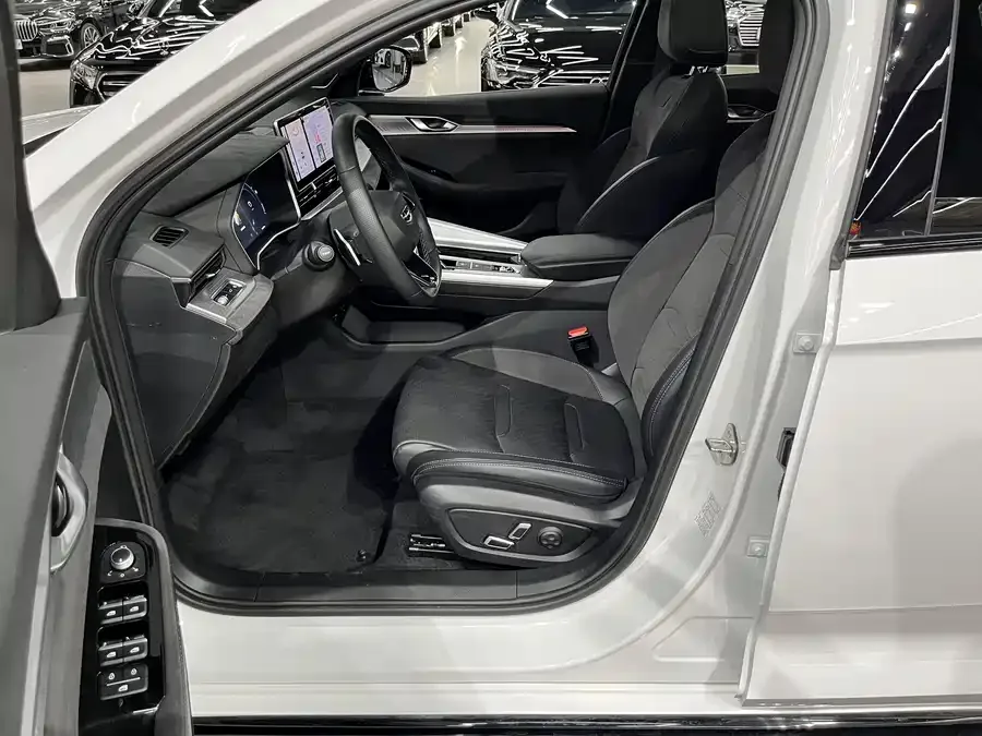 Geely Xingrui Xingrui 2024 2.0TD Qingyun Edition 2024 — миниатюра 4