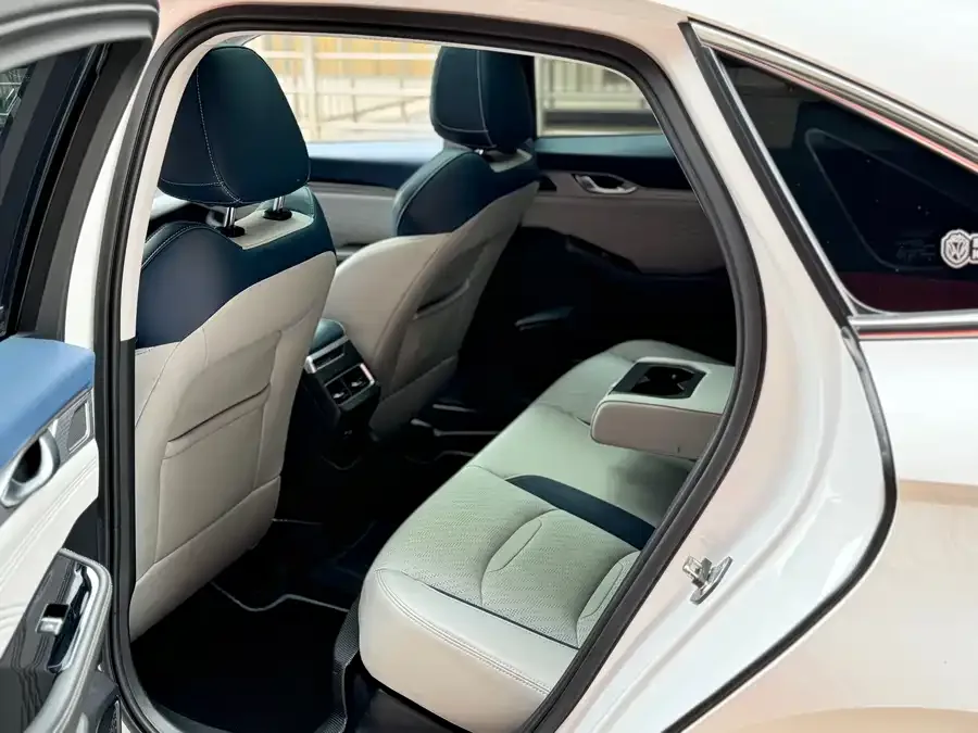 Geely Xingrui Xingrui 2021 Model 2.0TD Premium Edition 2022 — миниатюра 3