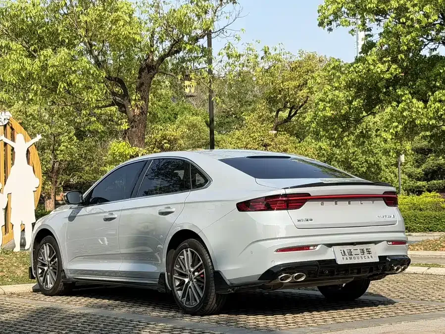 Geely Xingrui Xingrui 2023 2.0TD only available in green version 2023 — миниатюра 5