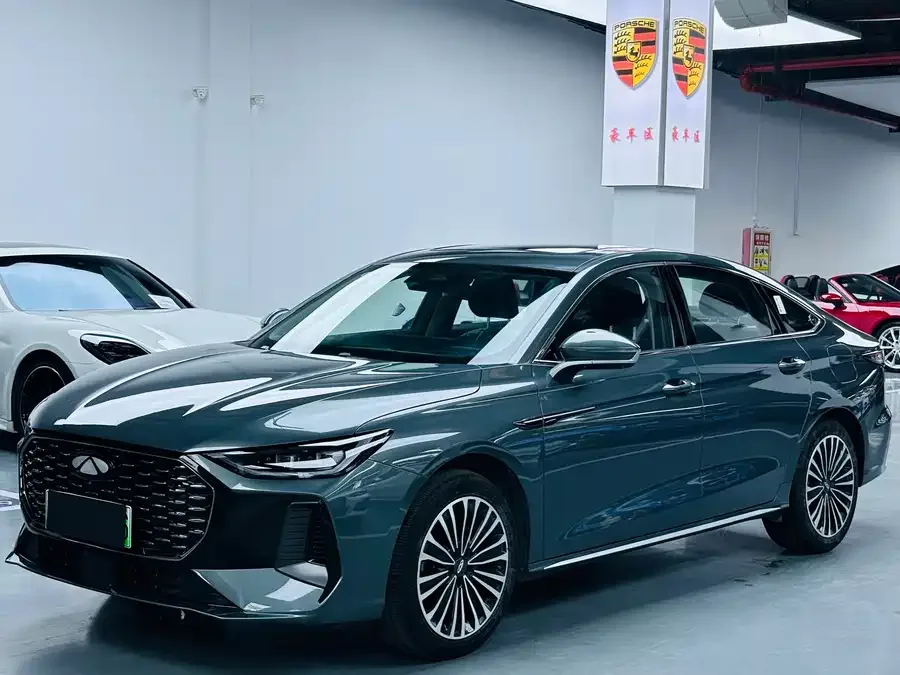Chery Fengyun A8L 2025
