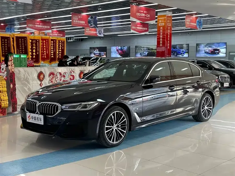 BMW 5 Series 2023