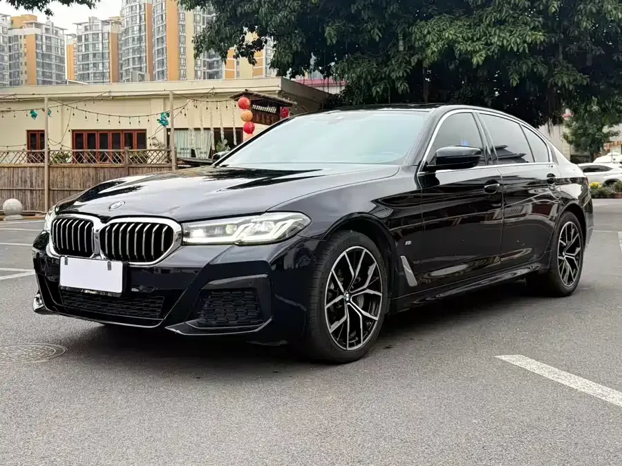 BMW 5 Series 2023