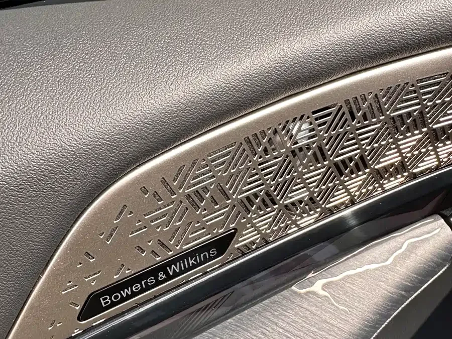 BMW 5 Series BMW 5 Series 2024 530Li Exclusive M Sports Package 2024 — миниатюра 4