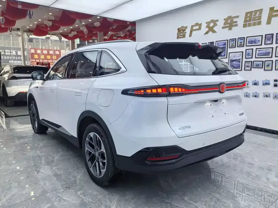 Changan CS75PLUS Changan CS75PLUS 2025 fourth-generation 1.5T New Blue Whale Smart Whale Joy Edition 2025 — миниатюра 5