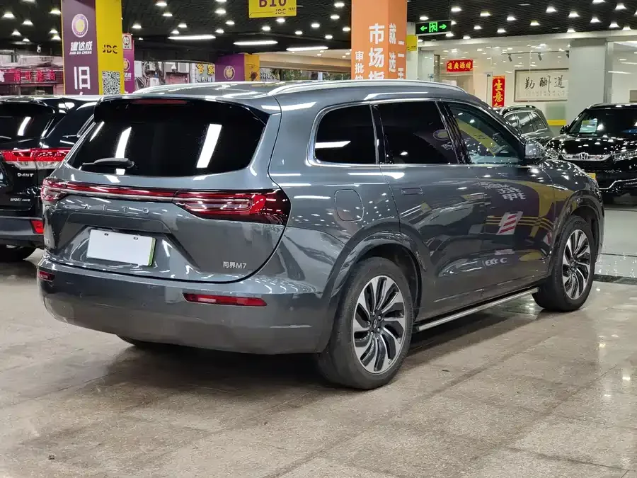 AITO M7 QM7 2022 1.5T 4WD Luxury Edition 2023 — миниатюра 4