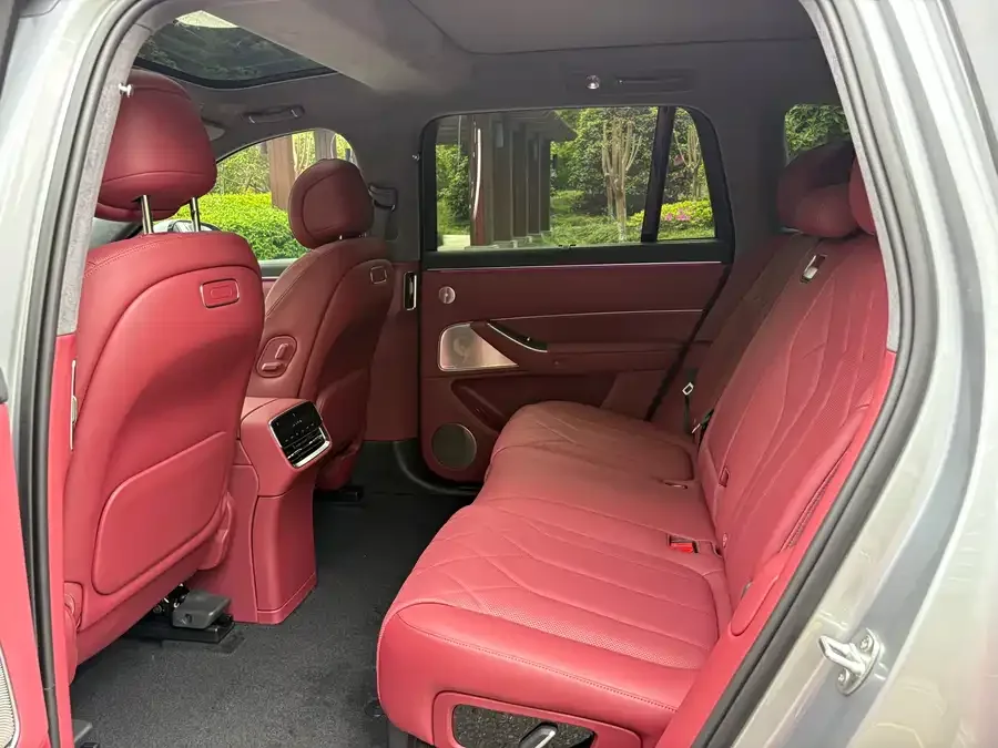 AITO M8 Wenjie M8 2025 Extended Range Max+ Version 53.4kWh 5-Seat Version (192-line LiDAR) 2025 — миниатюра 3
