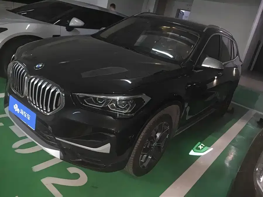 BMW X1 2022 sDrive20Li Fashion Edition 2022 — фото 1, купить с доставкой в Москву
