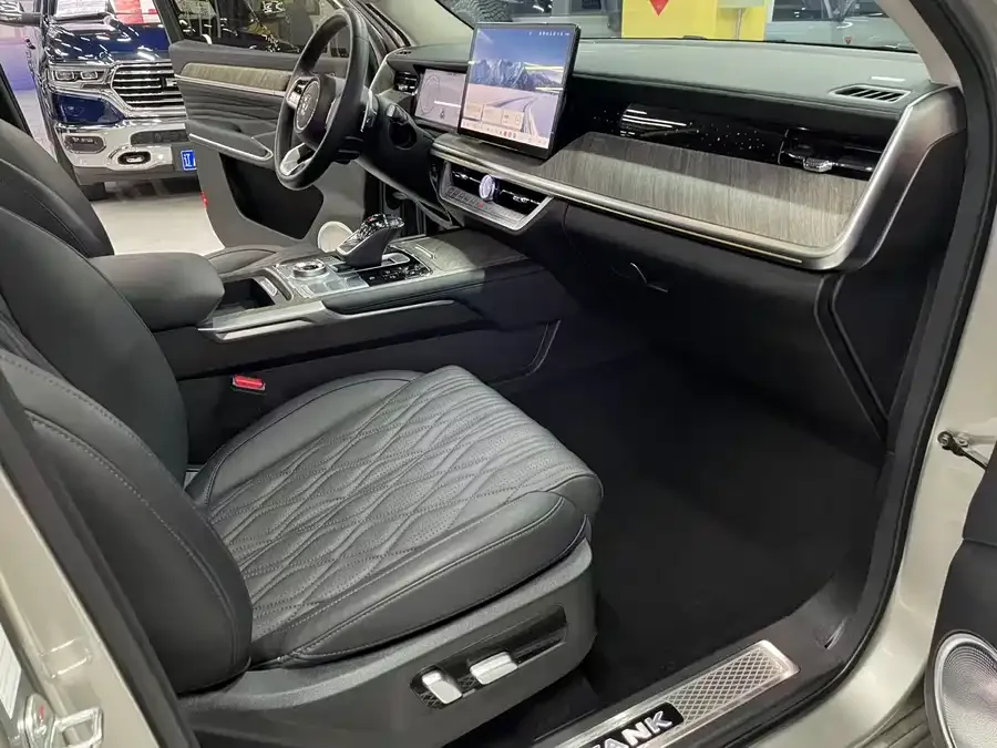 Tank 500 Tank 500 2023 3.0T Business Edition 5-seater 2024 — миниатюра 3