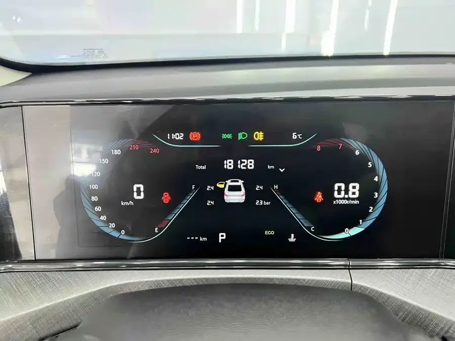 Changan Yidong 2022 Eado PLUS Blue Whale NE 1.4T GDI DCT Premium Edition 2023 — миниатюра 3