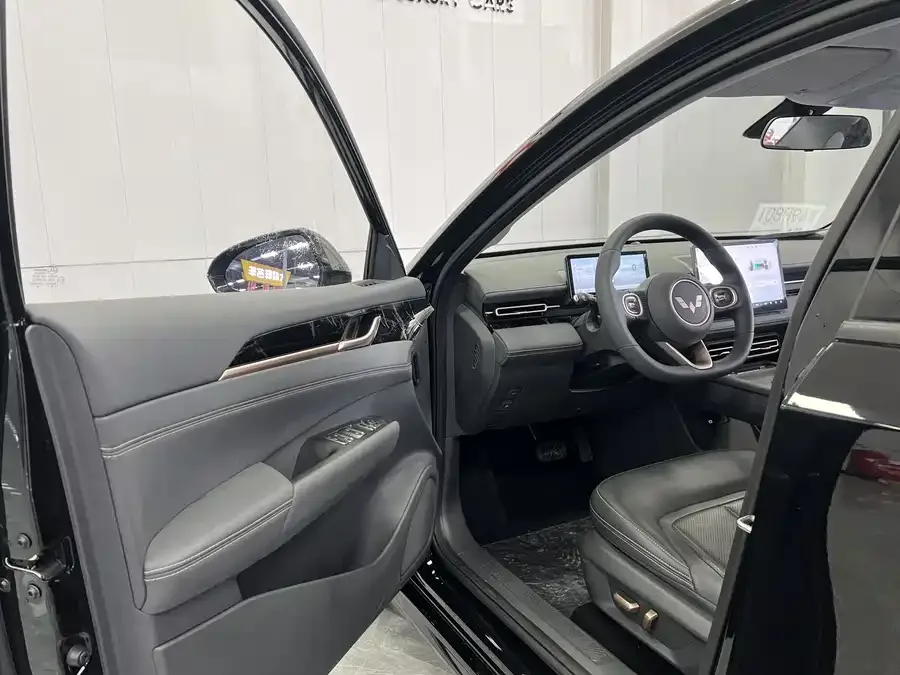 Wuling Starlight Wuling Starlight 2025 70km Smart Standard 2026 — миниатюра 2