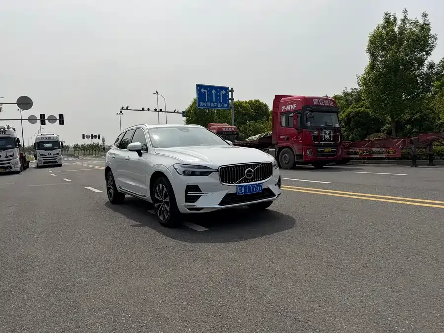 Volvo XC60 2023