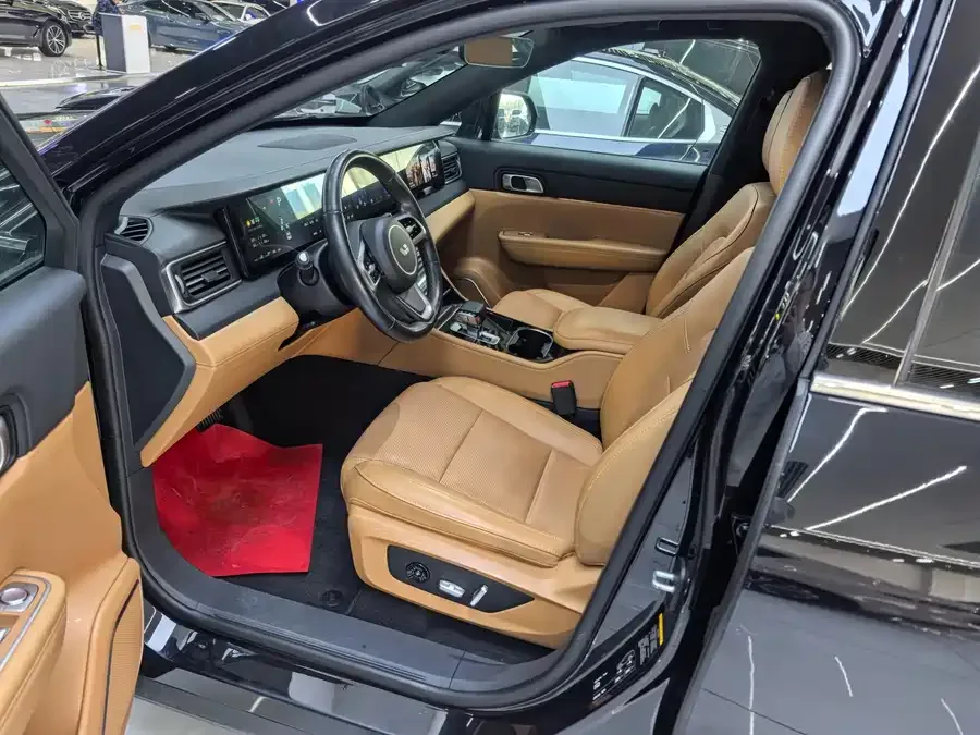 Li Xiang One Ideal ONE 2021 extended range 6-seater version 2022 — миниатюра 2