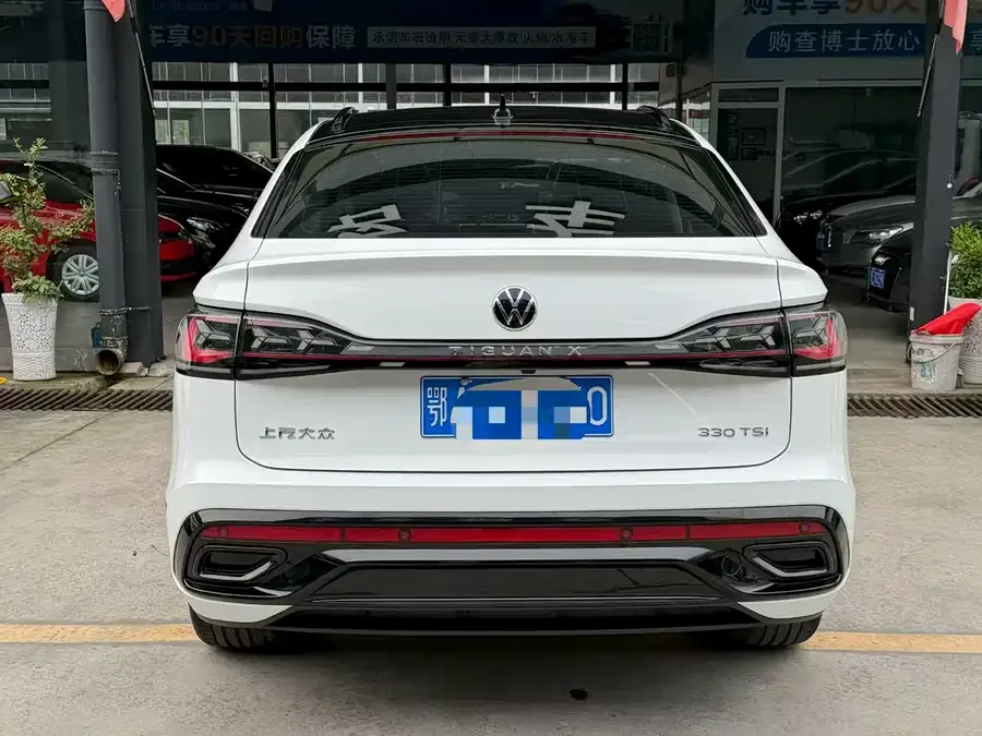 Volkswagen Tiguan X Tiguan X 2023 facelift 330TSI 2WD flagship version 2024 — миниатюра 4